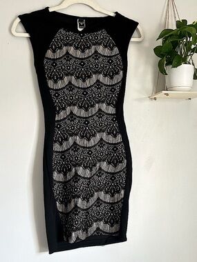 🩷WINDSOR LITTLE BLACK BODY CON TRENDING DRESS SIZE EXTRA SMALL CAPSULE WARDROBE